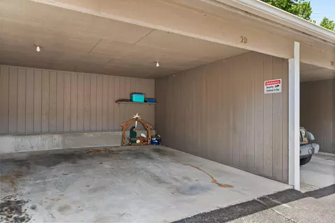 Exterior - 118 W Hensley St #2D, Branson, MO 65616 photo 4 of 4