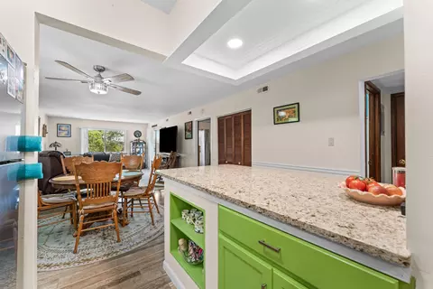 Kitchen - 118 W Hensley St #2D, Branson, MO 65616 photo 3 of 4