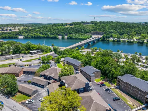 View/Area - 118 W Hensley St #2D, Branson, MO 65616 photo 3 of 4