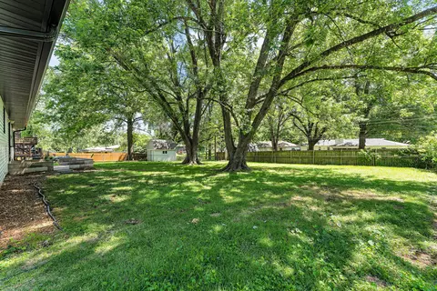 Exterior - 3428 S Fort Ave, Springfield, MO 65807 photo 5 of 7