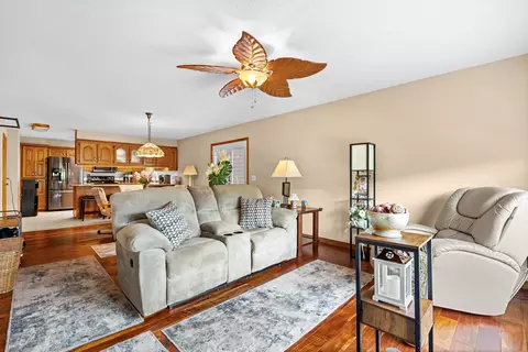 150 Sunken Forest Dr #8-207, Forsyth, MO 65653