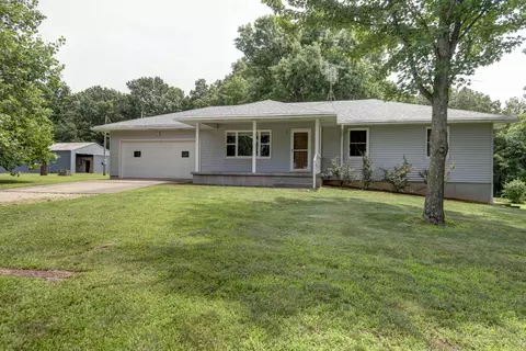 272 N State Highway 39, Greenfield, MO 65661