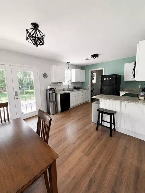 Kitchen - 629 S Miller Ave, Springfield, MO 65802 photo 1 of 3