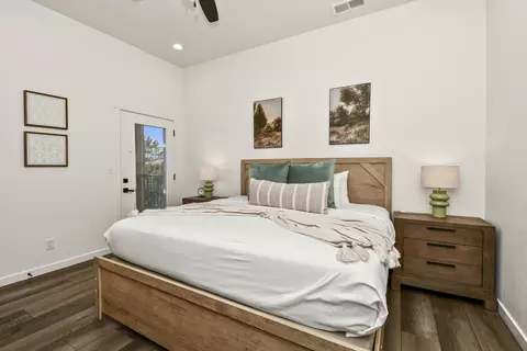 Bedroom - 335 Majestic Dr, Branson, MO 65616 photo 15 of 18