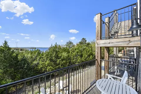 View/Area - 335 Majestic Dr, Branson, MO 65616 photo 3 of 14