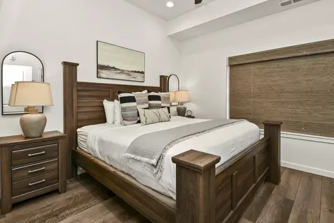 Bedroom - 335 Majestic Dr, Branson, MO 65616 photo 1 of 18