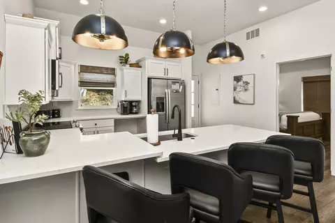 Kitchen - 335 Majestic Dr, Branson, MO 65616 photo 6 of 6