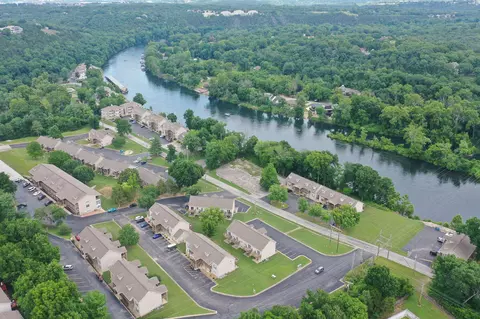 View/Area - 520 Abby Ln #4, Branson, MO 65616 photo 3 of 7