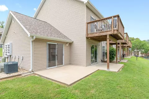 Exterior - 520 Abby Ln #4, Branson, MO 65616 photo 3 of 3