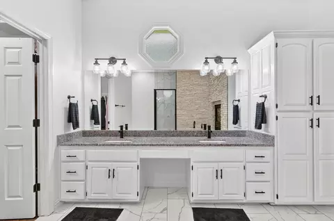Bath - 6309 S Stone Hedge Ct, Ozark, MO 65721 photo 1 of 7