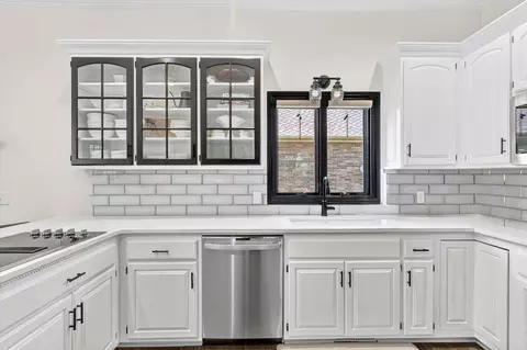 Kitchen - 6309 S Stone Hedge Ct, Ozark, MO 65721 photo 3 of 9