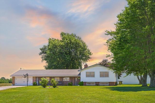 4346 S 97th Rd, Bolivar, MO 65613