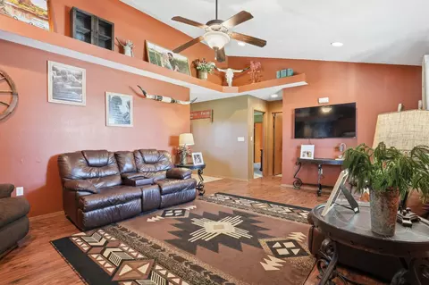 Living - 745 Birchwood Rd, Marshfield, MO 65706 photo 1 of 3