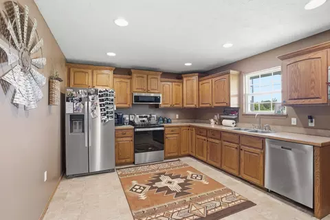 Kitchen - 745 Birchwood Rd, Marshfield, MO 65706 photo 2 of 2