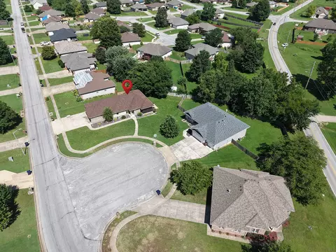 View/Area - 3193 W Grandview St, Springfield, MO 65803 photo 1 of 1