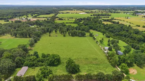 000 Apache Rd, Sparta, MO 65753 photo 14