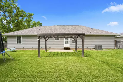 Exterior - 406 Sugar Tree Rd, Sparta, MO 65753 photo 4 of 5