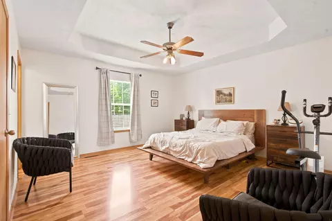 Bedroom - 406 Sugar Tree Rd, Sparta, MO 65753 photo 1 of 3