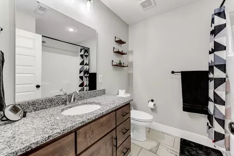 Bath - 841 E Acacia Ln, Nixa, MO 65714 photo 3 of 3