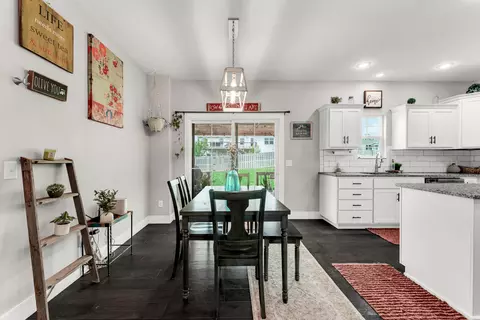 Dining - 841 E Acacia Ln, Nixa, MO 65714 photo 1 of 1
