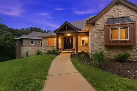 Exterior - 9450 E Fireside Ln, Strafford, MO 65757 photo 2 of 11