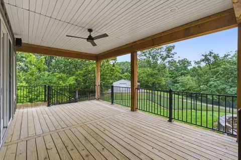 Exterior - 9450 E Fireside Ln, Strafford, MO 65757 photo 7 of 11