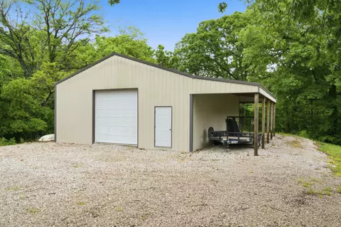 Exterior - 9450 E Fireside Ln, Strafford, MO 65757 photo 10 of 11