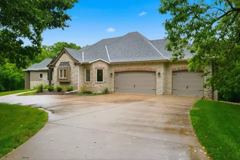 Exterior - 9450 E Fireside Ln, Strafford, MO 65757 photo 5 of 11