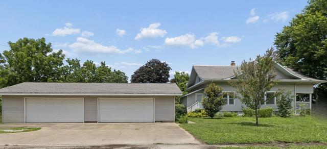 605 South St, Stockton, MO 65785