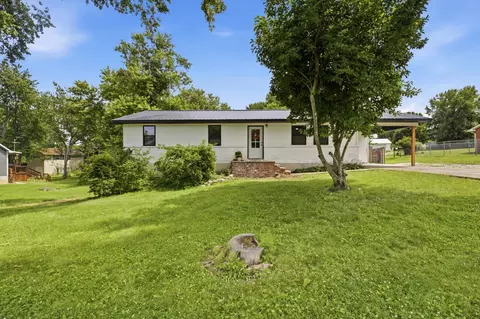303 W Jennifer St, Mansfield, MO 65704