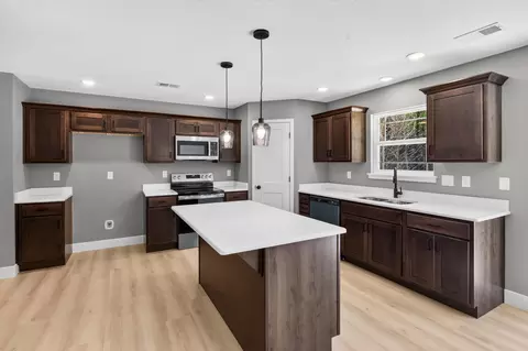 Kitchen - 215 Field Rd, Powersite, MO 65731 photo 1 of 5