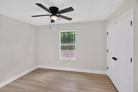 Bedroom - 215 Mccann Rd, Powersite, MO 65731 photo 7 of 7
