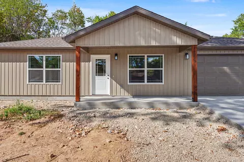 Exterior - 215 Mccann Rd, Powersite, MO 65731 photo 3 of 9
