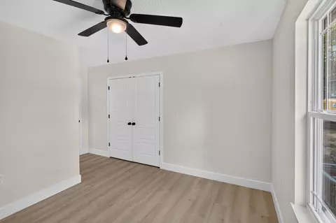 Bedroom - 215 Mccann Rd, Powersite, MO 65731 photo 3 of 7