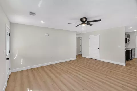 Living - 215 Mccann Rd, Powersite, MO 65731 photo 2 of 3