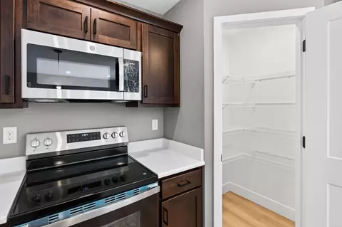 Kitchen - 215 Field Rd, Powersite, MO 65731 photo 5 of 5