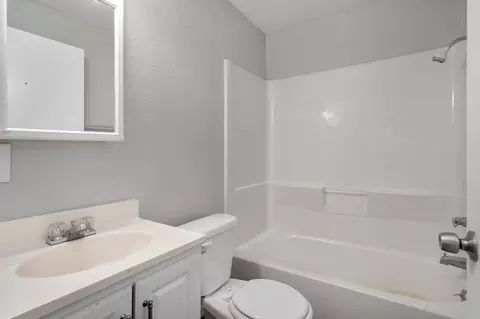 615 W Atlantic St, Springfield, MO 65803 photo 11