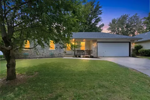 249 S Lulwood Ave, Springfield, MO 65802
