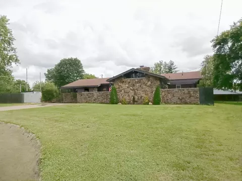 3336 E Alpine Dr, Springfield, MO 65804 photo 1