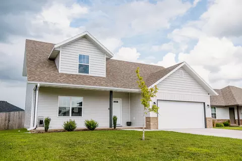 887 S Parkside Cir, Nixa, MO 65714