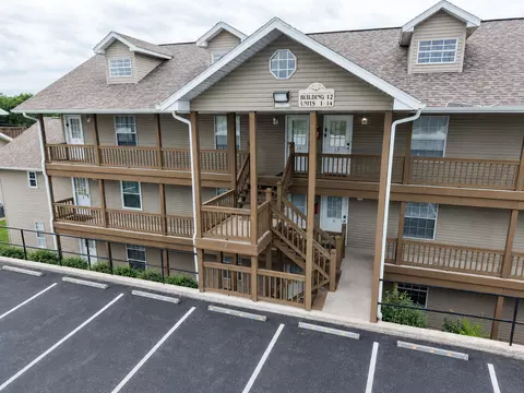 Exterior - 12 Scenic Ct #3, Branson, MO 65616 photo 1 of 5