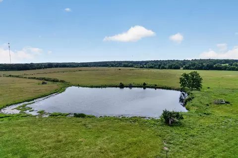 000 S Dallas County Line Rd, Conway, MO 65632