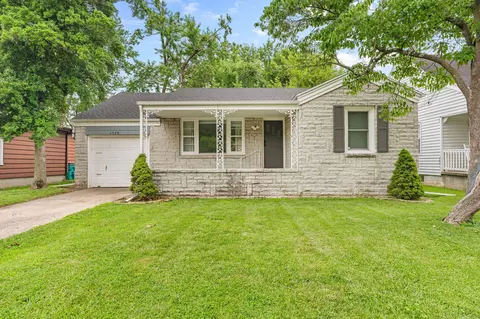 Exterior - 1328 E University St, Springfield, MO 65804 photo 2 of 10