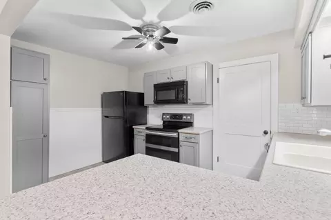 Kitchen - 1328 E University St, Springfield, MO 65804 photo 3 of 3