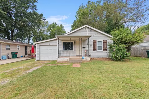 Exterior - 1031 N Forest Ave, Springfield, MO 65802 photo 5 of 5