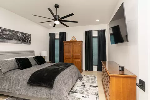 Bedroom - 874 E Kenmare Ct, Nixa, MO 65714 photo 3 of 6