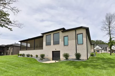 Exterior - 874 E Kenmare Ct, Nixa, MO 65714 photo 9 of 11