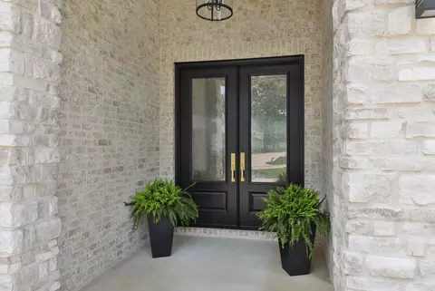 Entry Way - 874 E Kenmare Ct, Nixa, MO 65714 photo 1 of 5