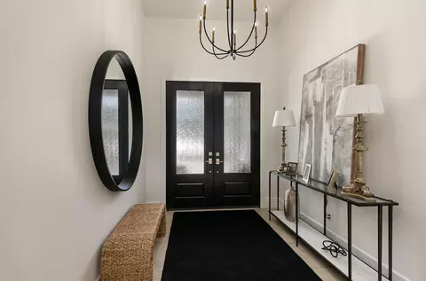 Entry Way - 874 E Kenmare Ct, Nixa, MO 65714 photo 2 of 5