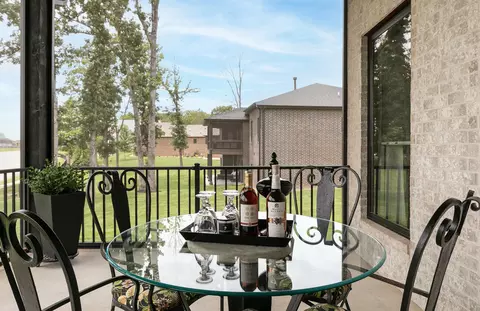 Exterior - 874 E Kenmare Ct, Nixa, MO 65714 photo 8 of 11